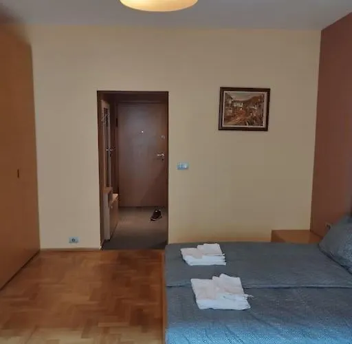 The Cathedral Lejlighed