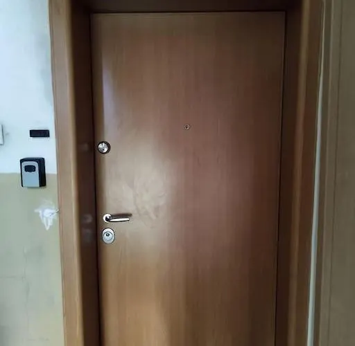 The Cathedral 아파트